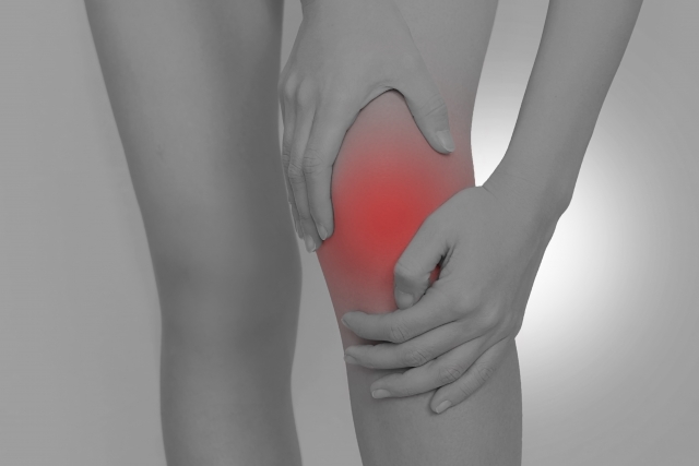 身体のバランスが崩れていることも膝痛の原因になります