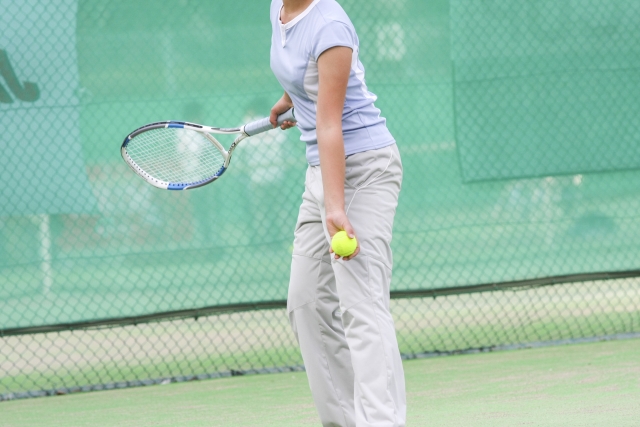 捻挫は以下のような要因で起こりやすくなります